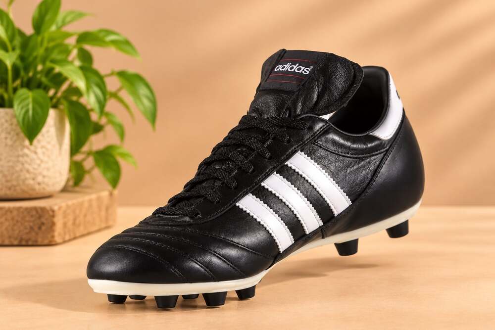 NWT adidas Unisex Copa Mundial Soccer Shoe , Black/White-SZ 11 W/10 M(BB)